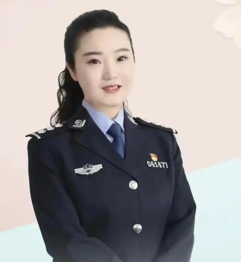忠诚担当绽芳华 勤劳奉献铸警魂