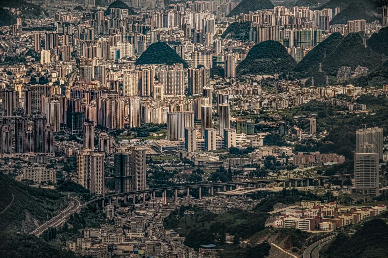 重庆十八梯：设计界的网红打卡地
