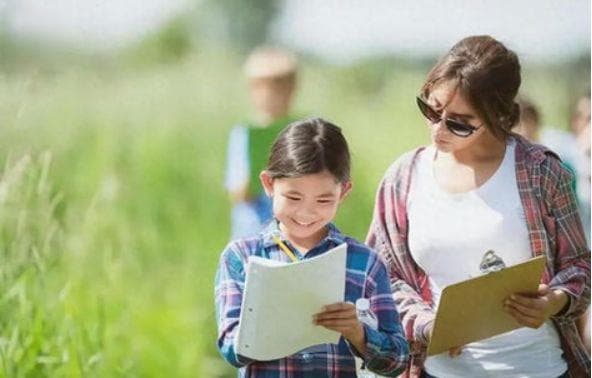 四大主题活动进社区，助力青少年缓解暑假焦虑