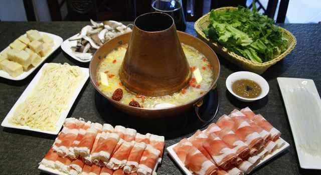 中华饮食文化的代表之一 红遍世界的火锅 究竟有怎样的历史渊源
