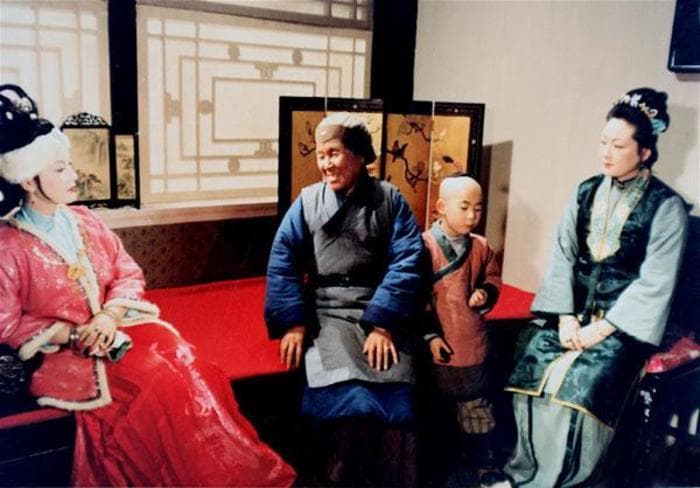 刘姥姥：《红楼梦》中的智慧老婆婆