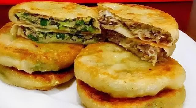 鞍山特色小吃全攻略：从海城馅饼到三里桥烧烤，每一道都是舌尖上的盛宴