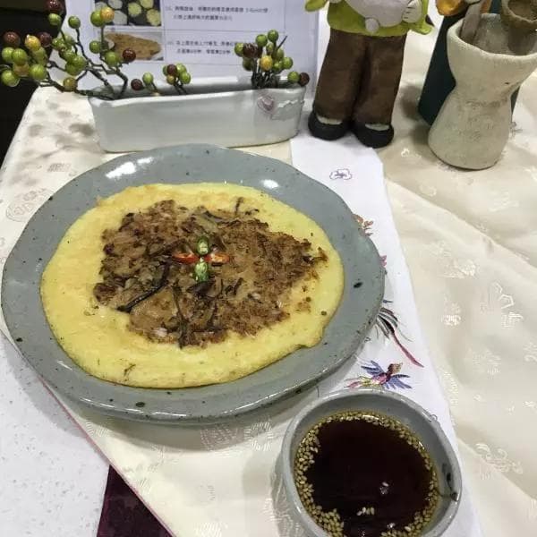 绿豆煎饼制作教程：酥脆外皮与丰富内馅的完美结合