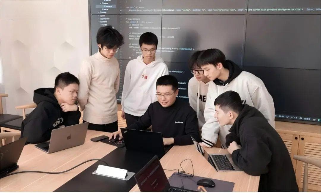 依托人工智能技术，杭州电子科技大学推出AI辅导员