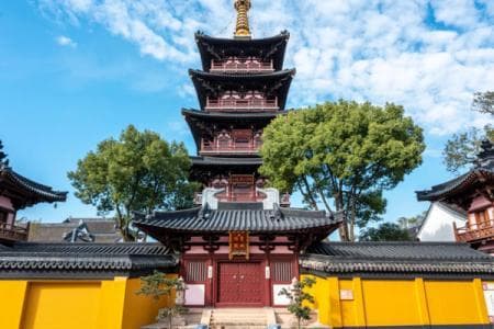 苏州寒山寺：千年古刹的钟声与文化