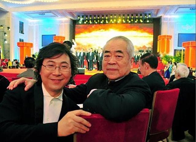 朱军：从央视“一哥”到书画艺术家的华丽转身