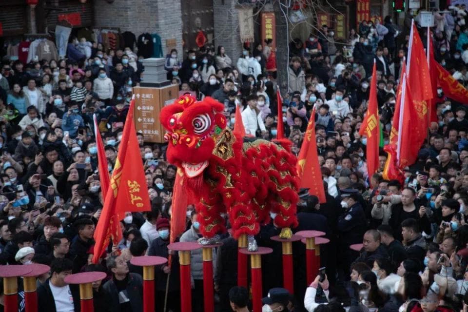 逛庙会：中国人这样迎接首个“人类非遗年”