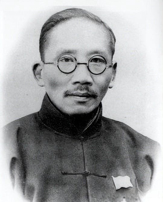 蔡元培与鲁迅：惺惺相惜的一代绍兴人杰，兼论北大校徽的设计