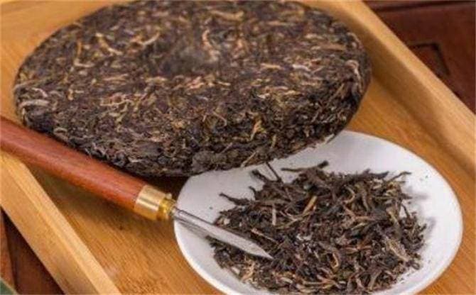 普洱熟茶和生茶有什么区别？新手小白怎么辨别？看这几点就够了