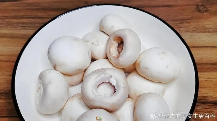 口蘑烤制全攻略：从选材到出炉，每一步都充满学问！
