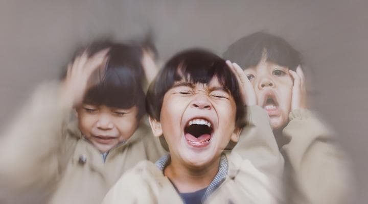 孩子放学后情绪失控怎么办？专家解析原因及应对策略