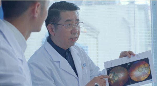 白内障防治指南：专家解析视力"杀手"的诊疗新进展