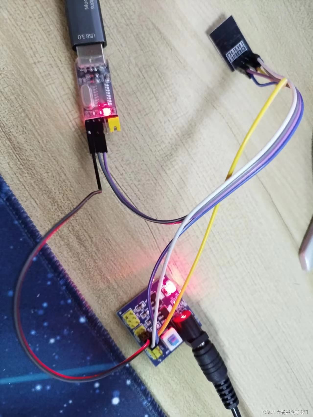 ESP8266-01S模块与USB转TTL模块的连接及固件烧录指南