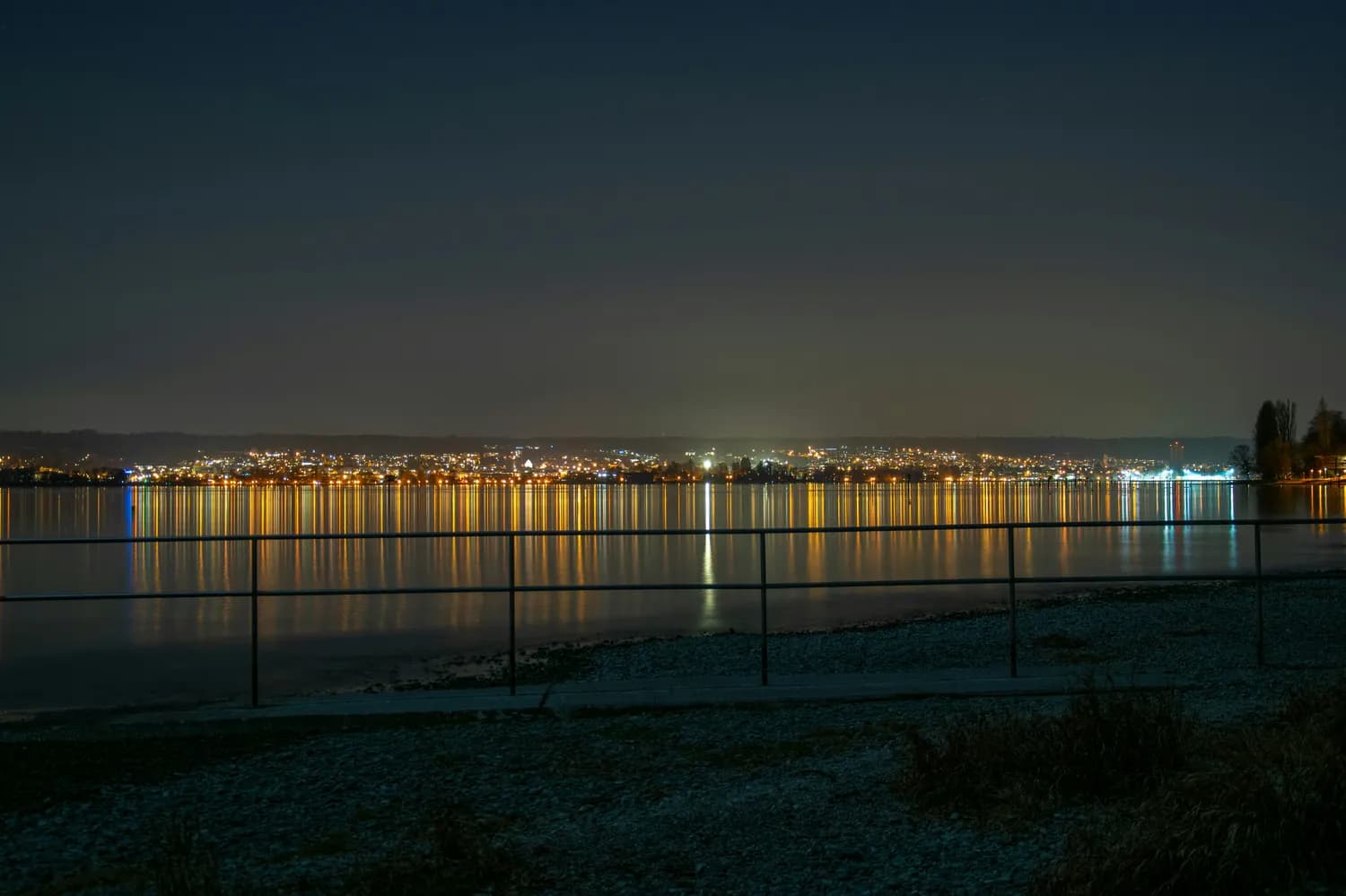 咸阳湖畔的绝美夜景，你打卡了吗？