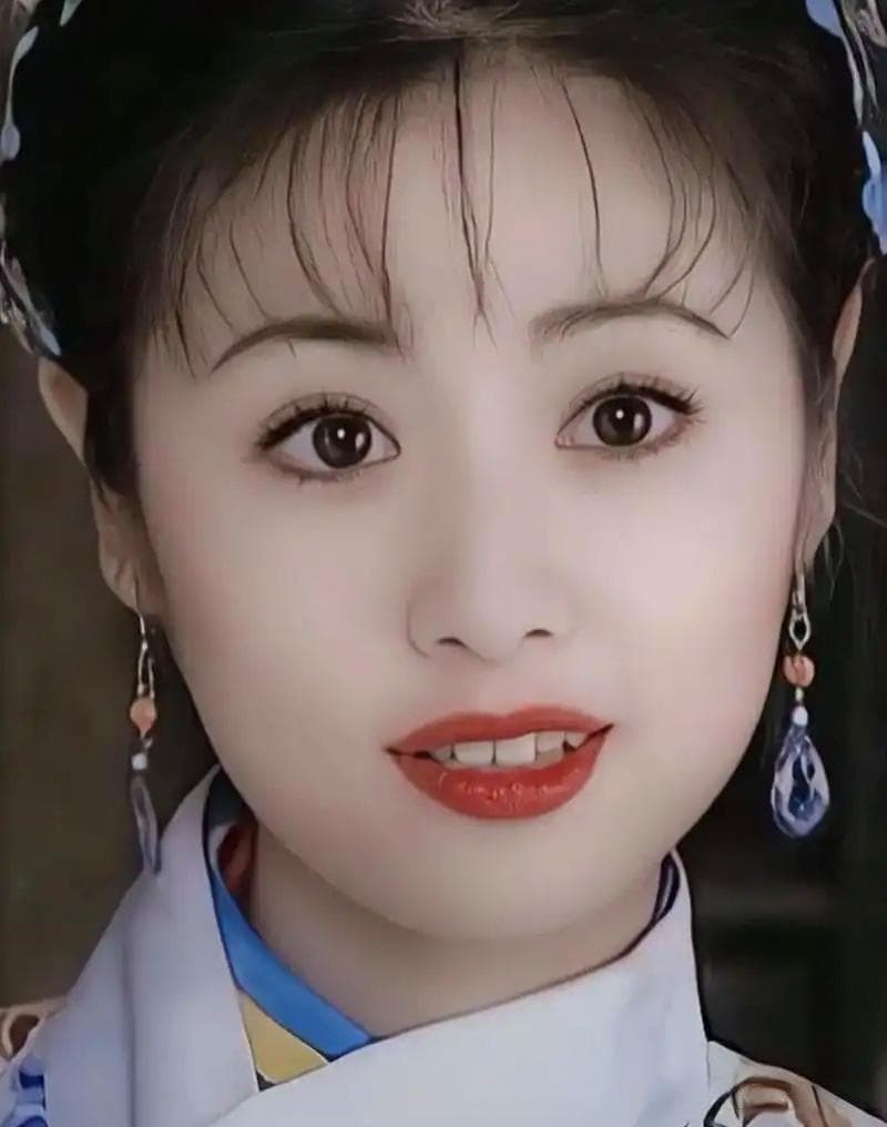 《还珠格格》系列：琼瑶经典作品回顾