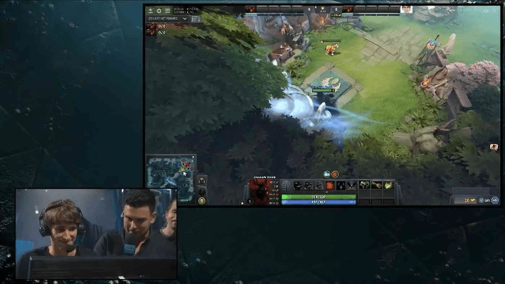 AI在Dota2中的应用：从游戏内控制者到玩家助手
