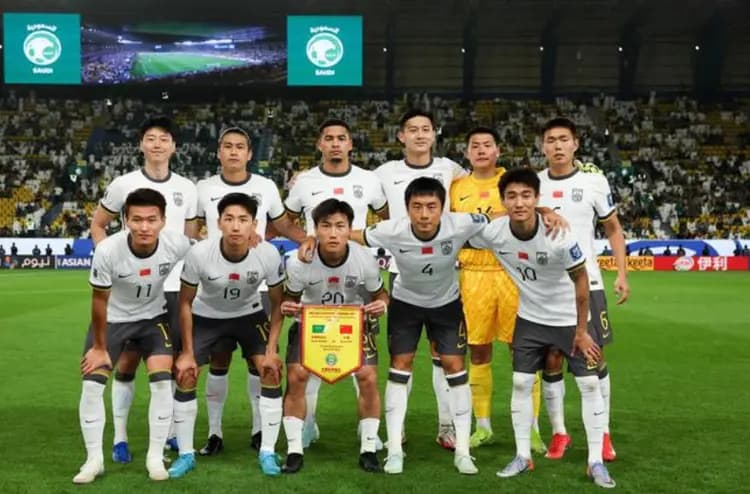 国足0-1沙特，全队评分出炉：仅1人超7分，半数不及格，揪出最差