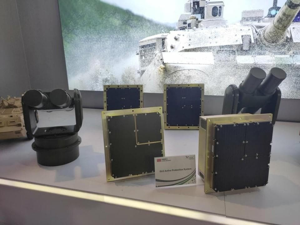 海外谈中国：升级版99A型主战坦克现身街头 配备先进主动防御系统