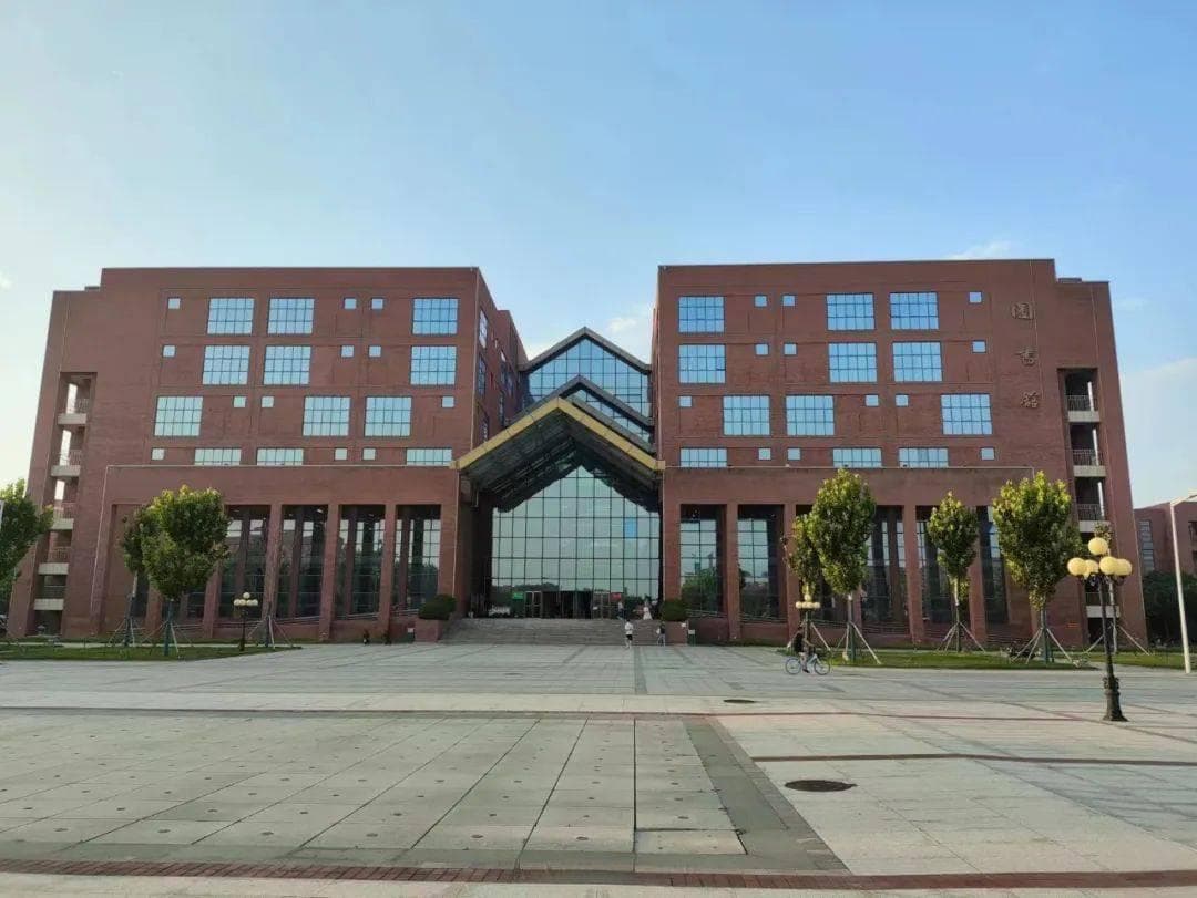 女生选择专业应考虑什么？最适合女生学习的9个黄金专业