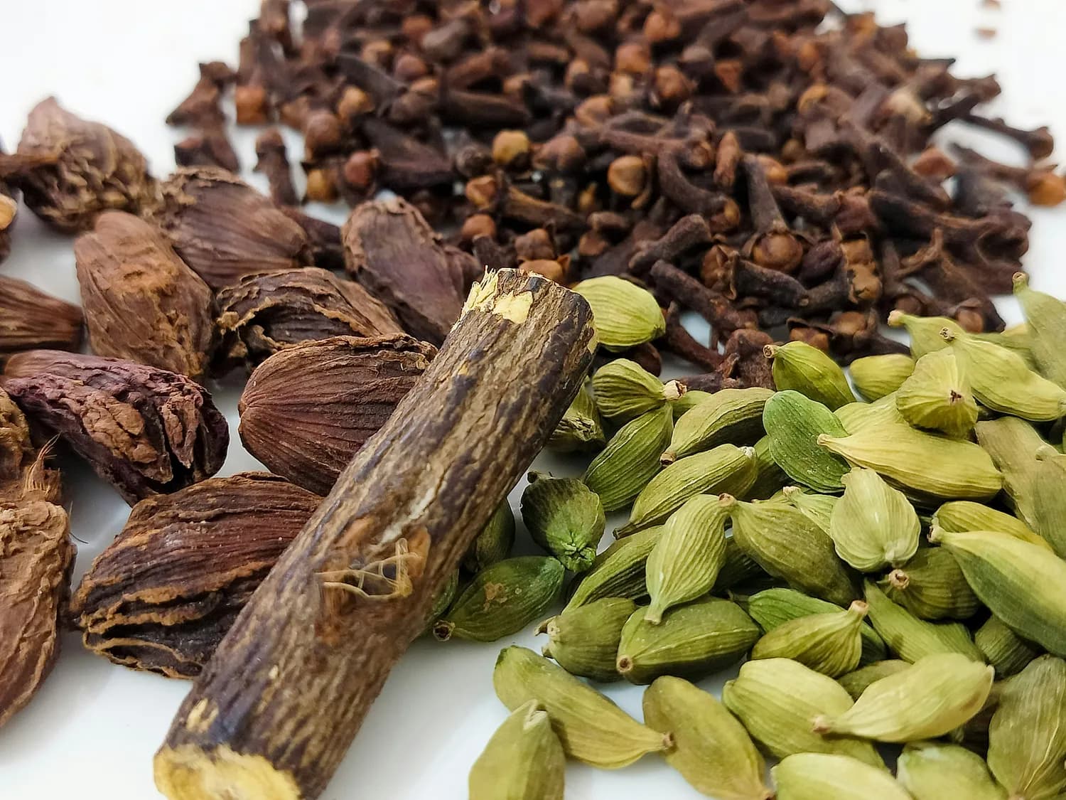 中医治胃疼胃胀，徐长卿合欢皮CP了解一下？