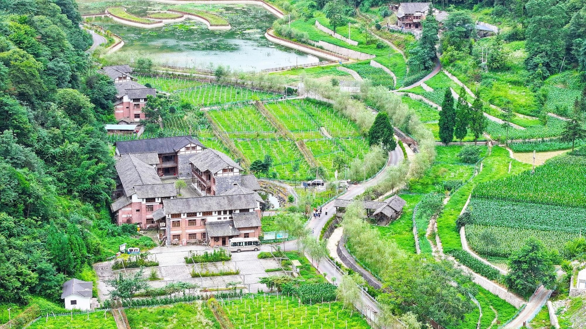 以“纬度”为径探寻中国之美  点燃农文旅融合新引擎