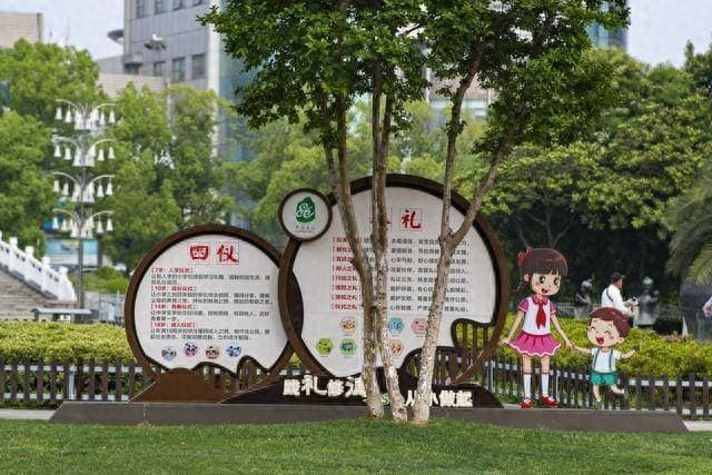 学校为什么难以禁止学生说脏话？如何培养文明用语习惯？