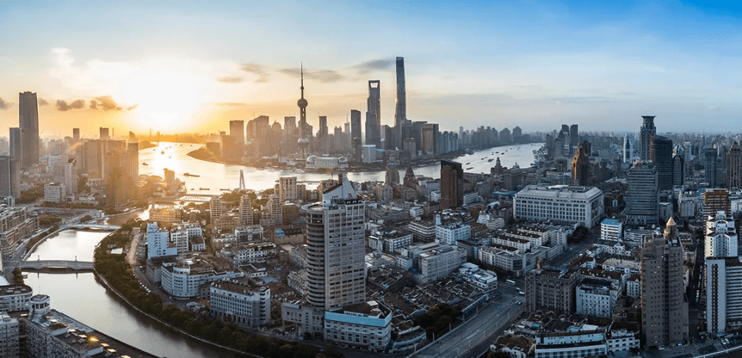 上海楼市回暖：前滩公馆认购率334%，二手房单日网签破1400套