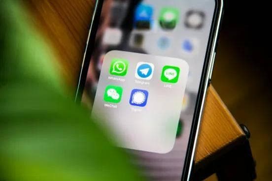 主动革命VS被动淘汰：你的选择决定AI时代站位