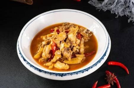 湘菜经典菜品制作详解：东安子鸡