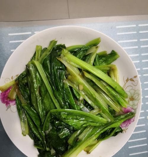 健康清淡的素炒油麦菜（麦菜好健康）