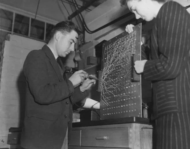 电子计算机先驱——ENIAC