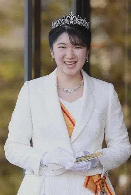日本最新舆论调查：9成国民反对悠仁继承皇位，8成支持爱子当女皇