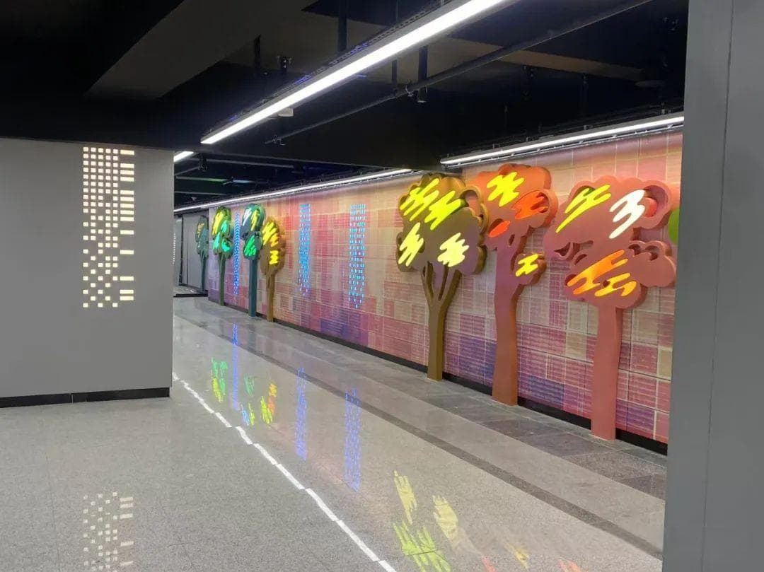 上海地铁建设提速：换乘通道投用，20号线开工，15号线南延有新进展