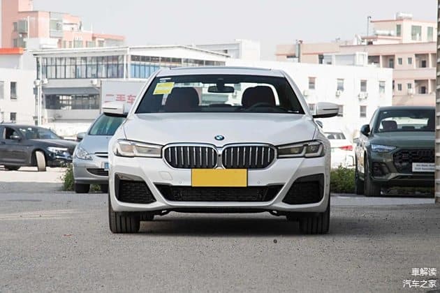 50万你买油车还是电车？宝马5系VS蔚来ET7，到底谁更“香”？