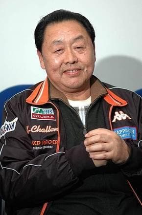 如今79岁的“猪八戒”成人生赢家，妻子貌比嫦娥，儿子也事业有成