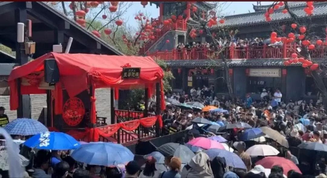 谁在“炒作”王婆？