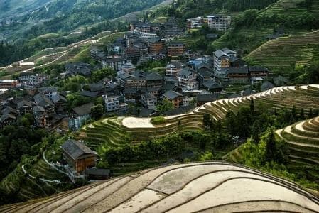 龙脊古壮寨梯田：自然与文化的交响曲