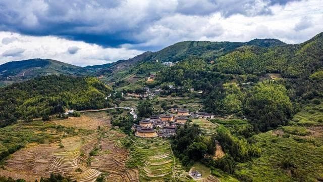 冬日福建自由行：探寻地道美食，5日畅游攻略