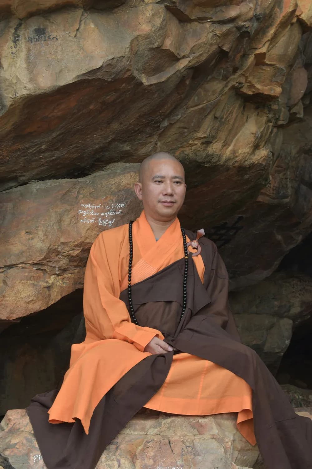 慧深法师：一位当代高僧的慈悲人生