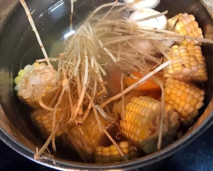 广式清汤羊肉锅：一道经典的广东传统美食