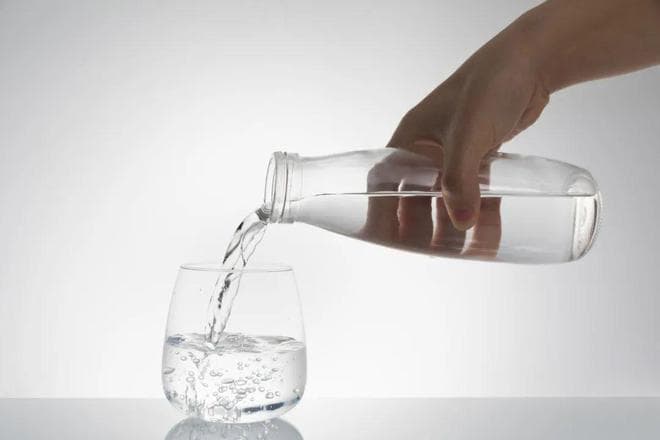 智慧控水=延长生命，肾友饮水红绿灯表推荐