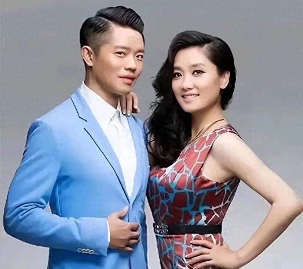 凤凰传奇：五五分账的音乐传奇