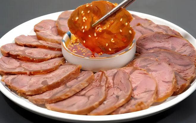 酱牛肉到底怎么做？牢记“4点窍门”，牛肉酱香味浓，紧实不散花