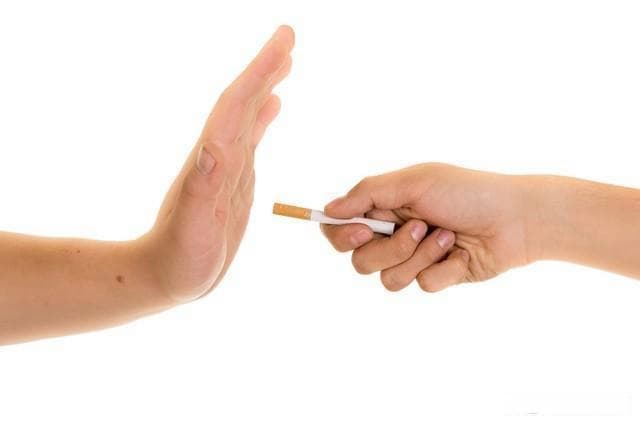 戒烟难度与戒断反应：多数人为何难以持续？如何科学戒烟？