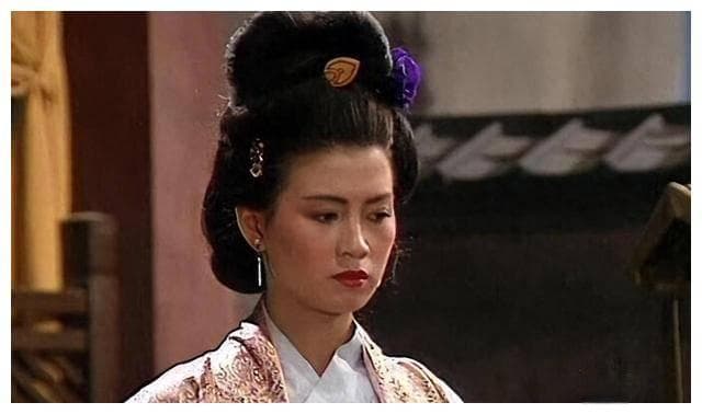 三国志美貌超貂蝉的女子甄宓的生平和人生结局
