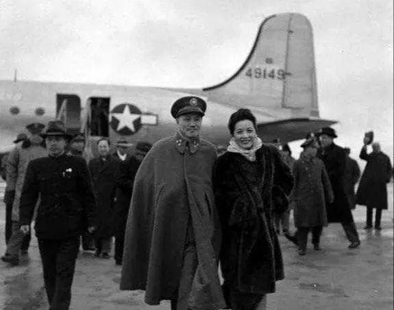 1949年国军溃败：为何蒋介石选择台湾而非缅甸？