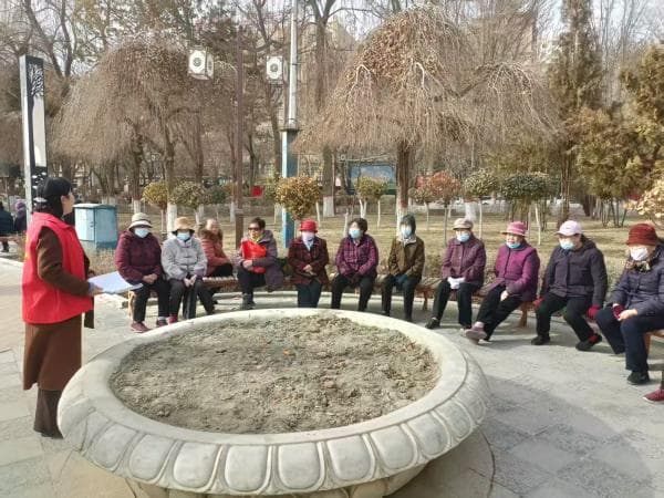 共筑防骗长城 守护老人“钱袋子”