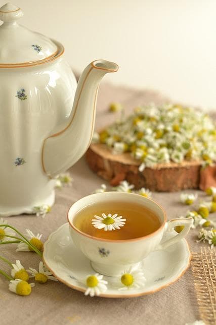 中药冰淇淋、奶茶、咖啡、面包……真能美味养生两不误？