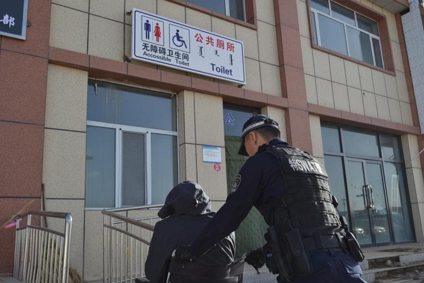 闪耀基层一线的辅警“力量”：热爱可抵岁月漫长 坚守方显责任担当
