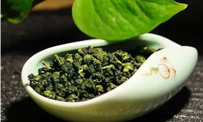 雨花茶的正确冲泡姿势